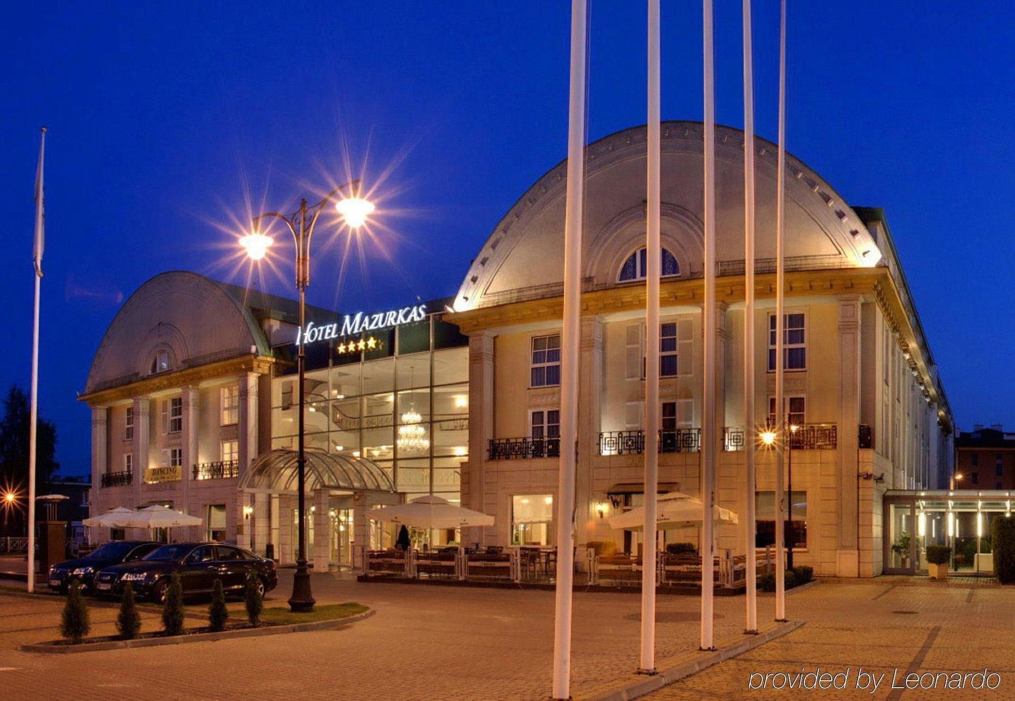 Hotel Mazurkas Ozarów Mazowiecki Exteriér fotografie